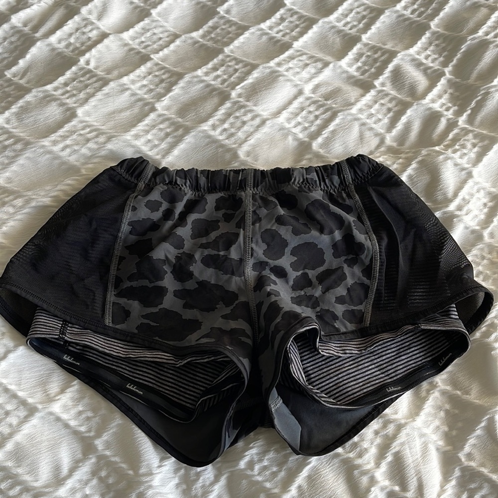 Lulu lemon running shorts